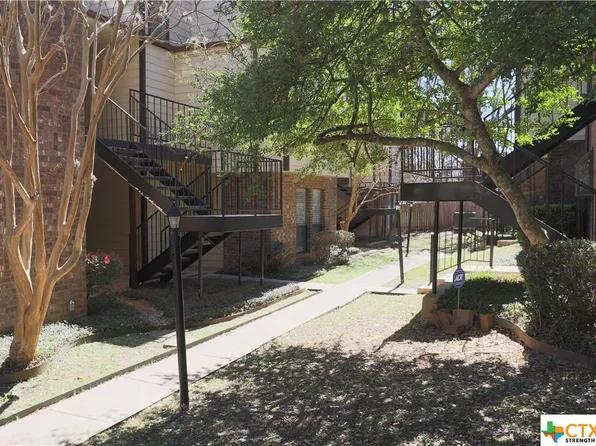 2542 Babcock Rd #102, San Antonio, TX 78229