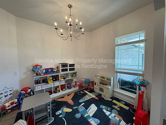 5th image of 5641 Micanopy Dr