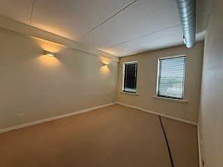 2nd image of 3550 W Montrose Ave Unit 406