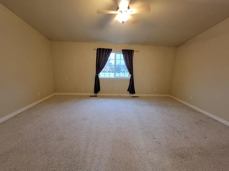 268 Empire Loop — Photo 12