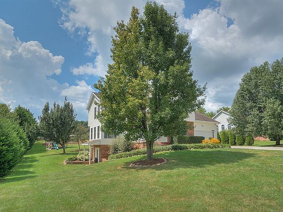 2740 Old Fort Rd Blacksburg