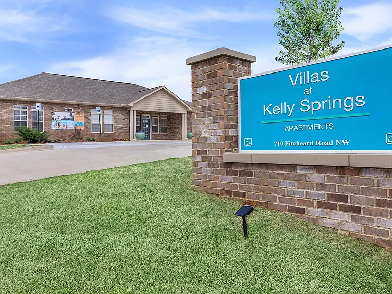 Villas at Kelly Springs — Photo 42