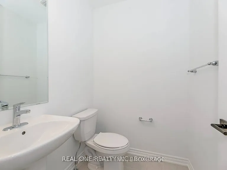 980 Logan Dr #34 — Photo 16