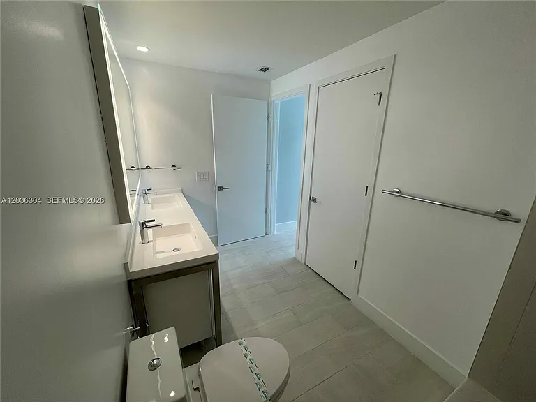 2000 Metropica Way #307 — Photo 21