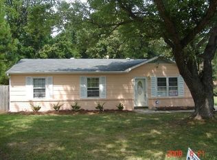 3516 Cypress Pond Dr, Charlotte, NC 28269