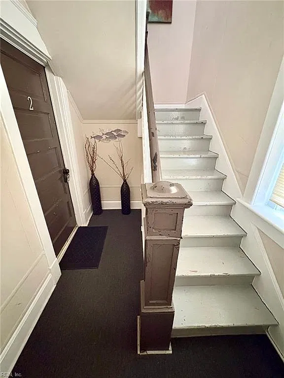 150 Florida AVE — Photo 3