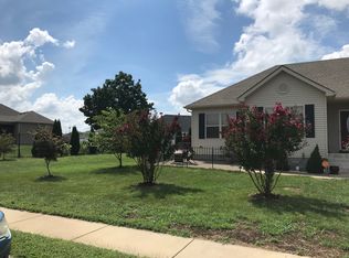 271 Maple Hill Ct, Bowling Green, KY 42101