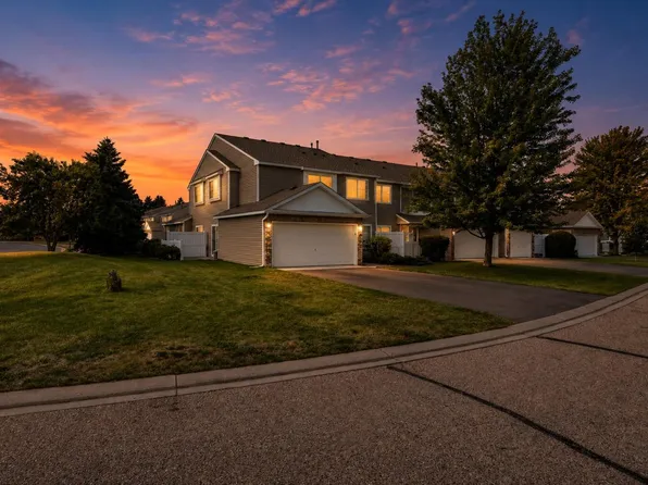 1228 Elmwood Ave, Shakopee, MN 55379