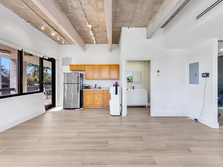 3595 Sheridan St #210 — Photo 10