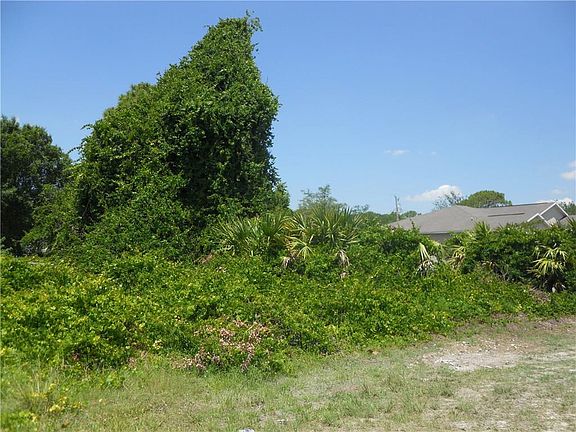 3rd image of 8735 105th Ct