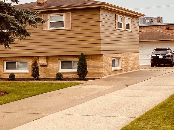 2nd image of 2615 Pauline Ave