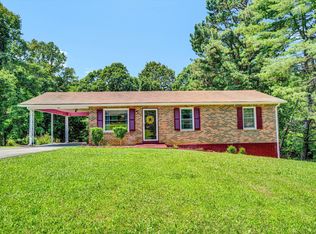 657 Power Dam Rd, Rocky Mount, VA 24151