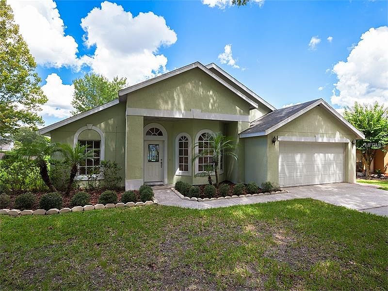 1st image of 806 Lake Jackson Cir