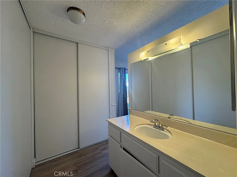 974 N Darfield Ave — Photo 11