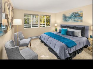 10008 NE 120th Ln APT C203, Kirkland, WA 98034