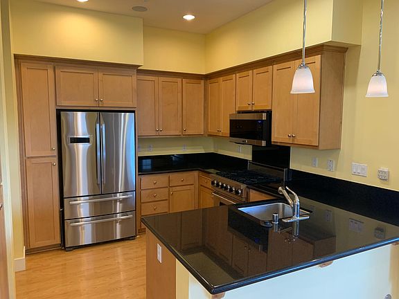 2nd image of 3769 Klamath Ln