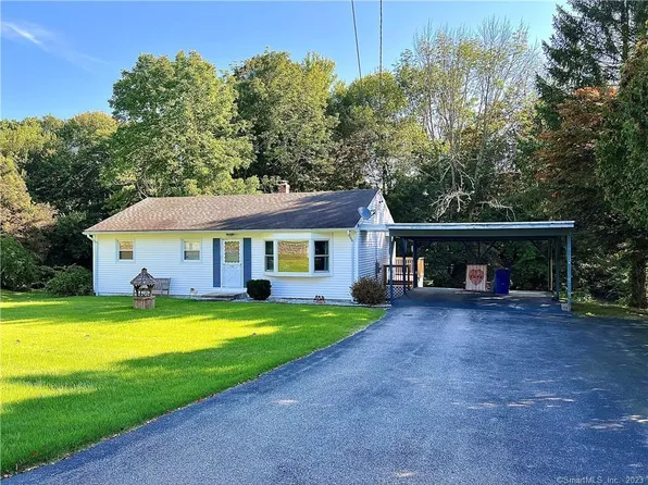 106 Fellows Road, Montville, CT 06370