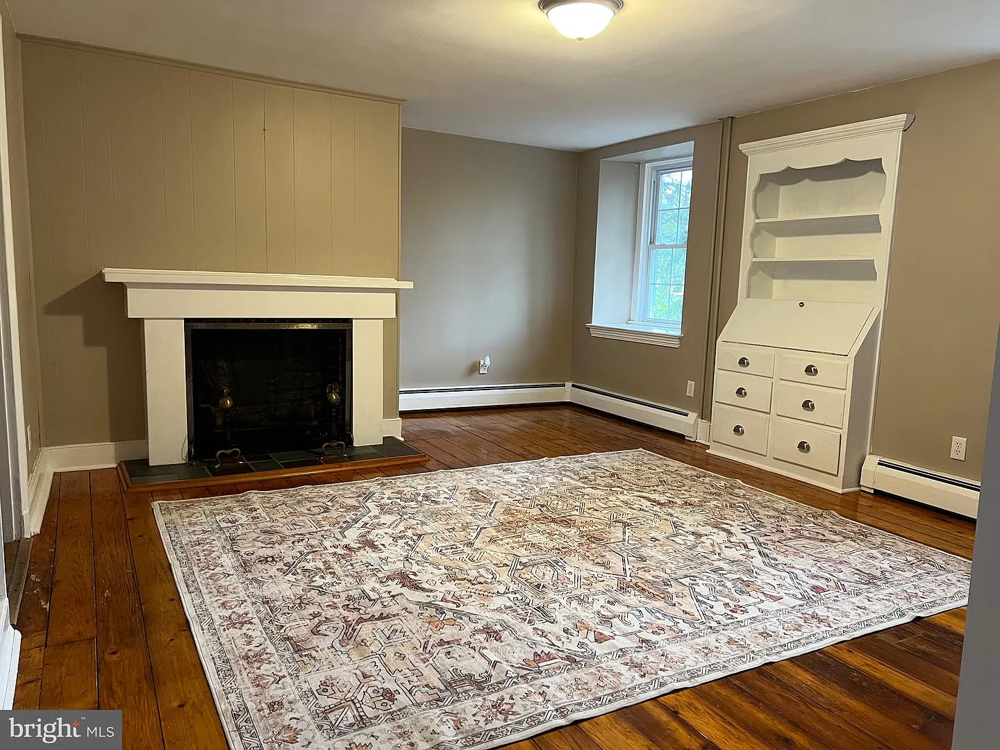 3 bed, 1.5 bath, 2165 sqft, $2,750 — Photo 3
