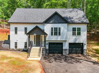 5610 Old Cifax Rd, Goode, VA 24556