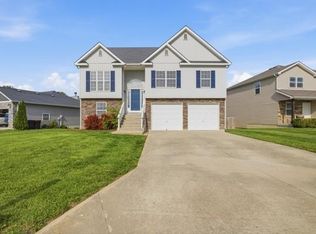 1219 Wildflower Rd, Warrensburg, MO 64093