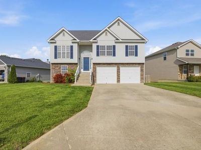 1219 Wildflower Rd, Warrensburg, MO, 64093