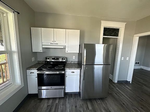 5th image of 644 8th St