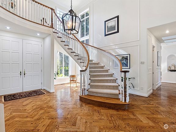 3rd image of 12809 NW 53rd Avenue NW