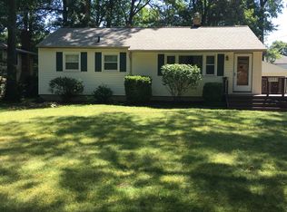3993 Walter Rd, North Olmsted, OH 44070
