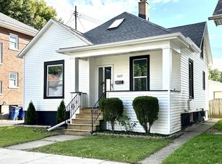 1415 Grange Ave, Racine, WI 53405