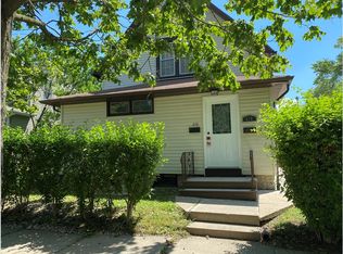 616 Vine St #1, Joliet, IL 60435
