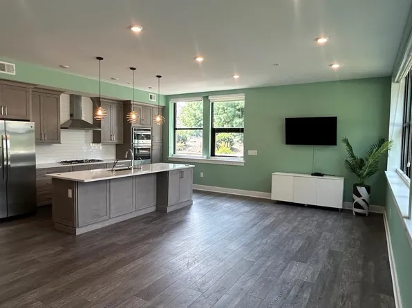 29 E 1st Ave Unit A-103, Collegeville, PA 19426