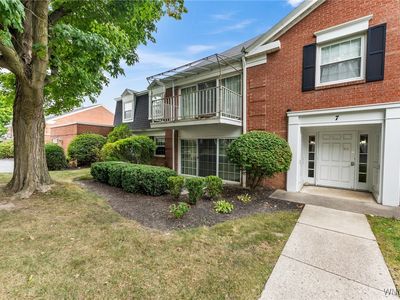 7 Homer Ln APT B, Amherst, NY, 14221