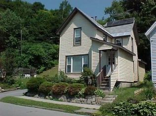 14 McLaren St, Gloversville, NY 12078