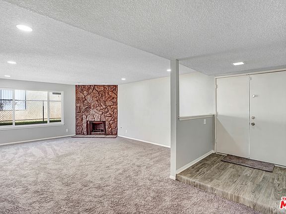 3rd image of 13699 Oakmont Dr