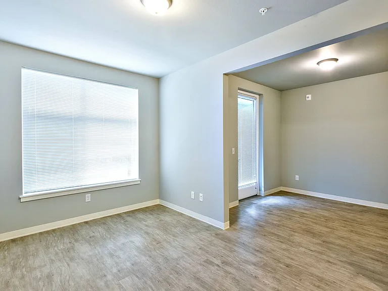 Dogwood - Open 1 Bedroom