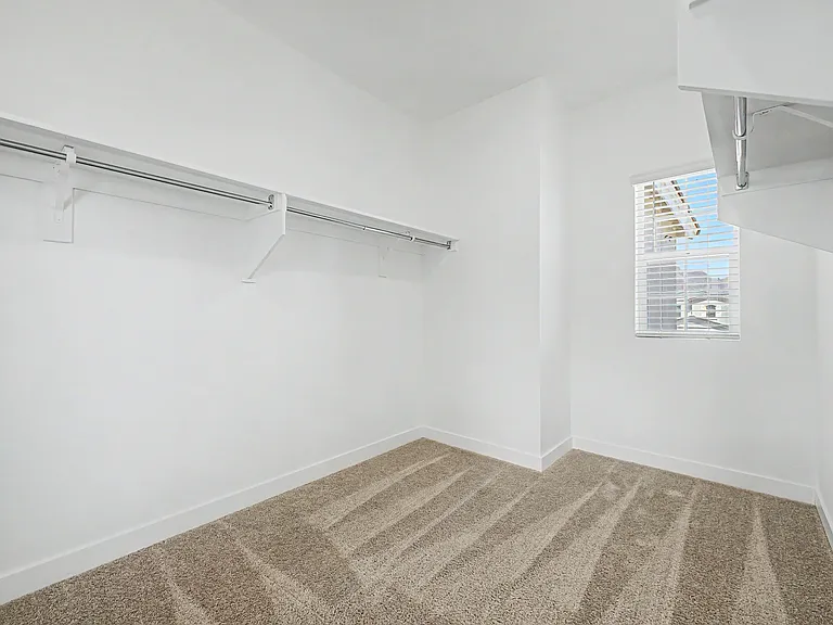 1528 N Pueblo Dr — Photo 22