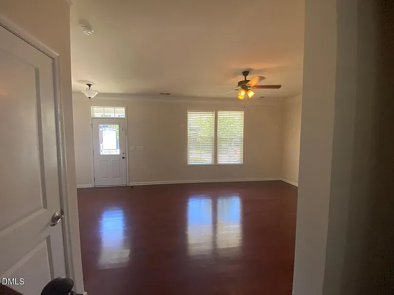 2412 Historic Cir — Photo 5