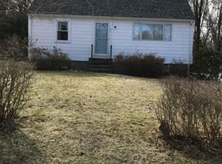 37 Maple Dell Ln, Holliston, MA 01746