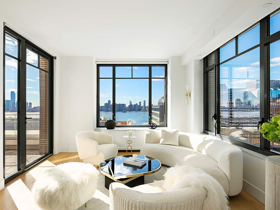 1st image of 110 Charlton St #19B