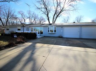 1334 W Park Hill Dr, Bourbonnais, IL
