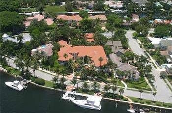 2nd image of 809 Idlewyld Dr