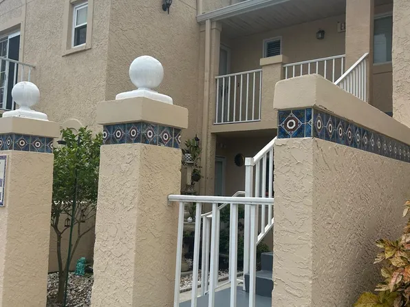 1627 SE Green Acres Cir, Port Saint Lucie, FL