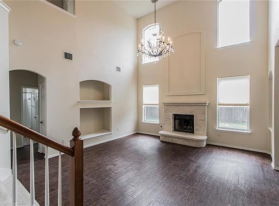 3rd image of 2307 Little Elm Trl
