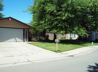 8657 Via Alta Way, Elk Grove, CA 95624