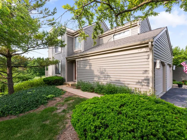 449 White Oak Ln #449, Barrington, IL 60010