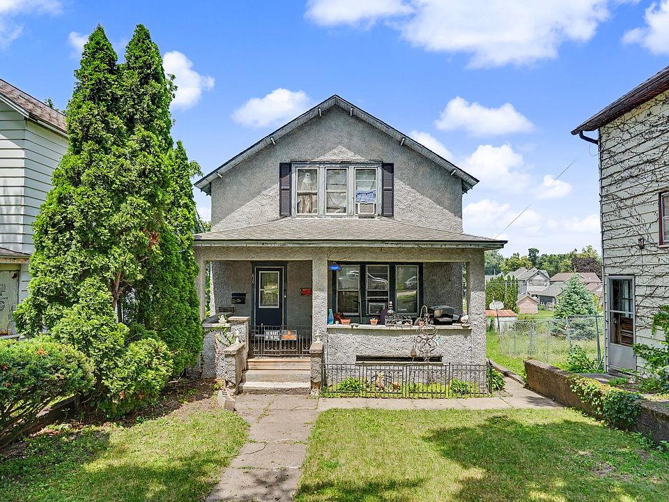 1st image of 626 8th Ave S