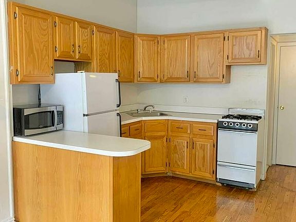 4th image of 47 W 85th St APT 2A