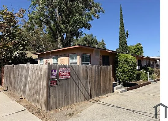 4606 Vineland Ave — Photo 16
