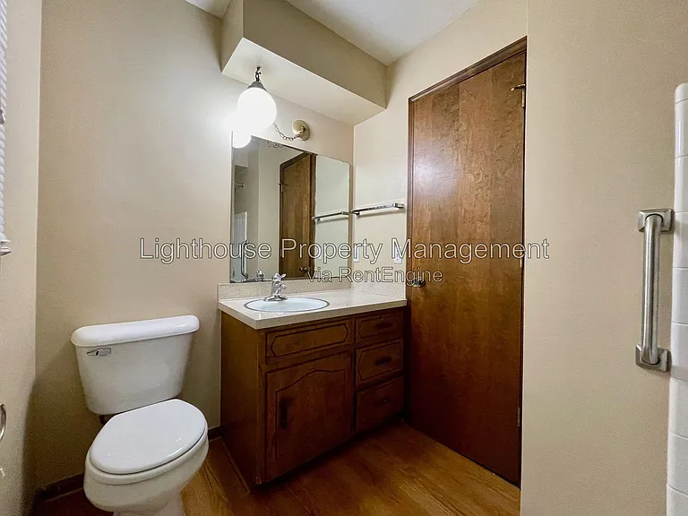 8128 20th Ave — Photo 11