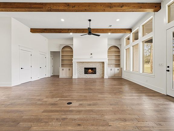 4th image of 9 Linares Ln
